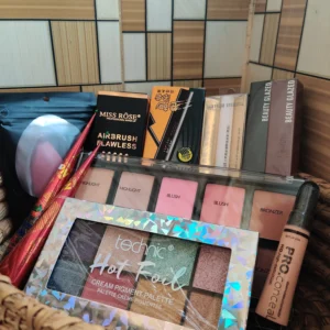premium boss lady affordable makeup combo set